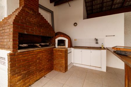 Casa para alugar com 550m², 5 quartos e 4 vagasÁrea externa e Lazer