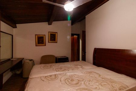 Casa para alugar com 550m², 5 quartos e 4 vagasSuíte