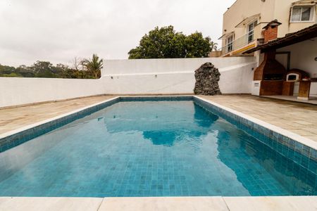 Casa para alugar com 550m², 5 quartos e 4 vagasÁrea externa e Lazer