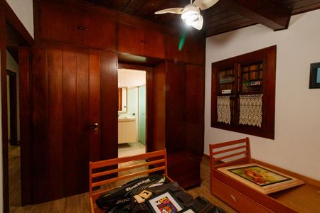 Casa para alugar com 550m², 5 quartos e 4 vagasSuíte 2