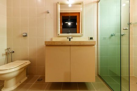 Casa para alugar com 550m², 5 quartos e 4 vagasBanheiro da Suíte 2