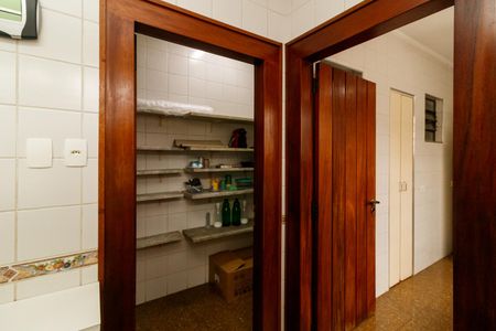 Casa para alugar com 550m², 5 quartos e 4 vagasCozinha