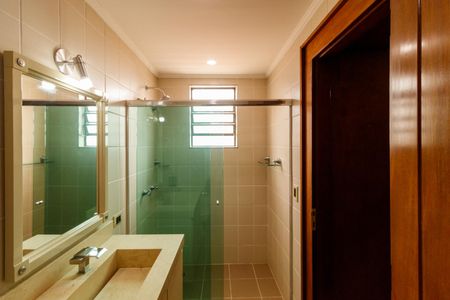 Casa para alugar com 550m², 5 quartos e 4 vagasBanheiro da Suíte 2