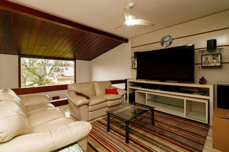 Casa para alugar com 550m², 5 quartos e 4 vagasSala