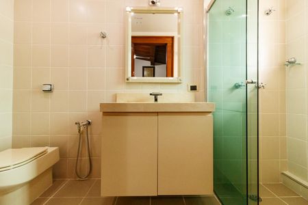 Casa para alugar com 550m², 5 quartos e 4 vagasBanheiro da Suíte 4