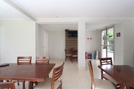 Apartamento para alugar com 43m², 2 quartos e sem vagaÁrea comum - Salão de festas