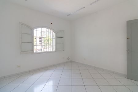 Casa para alugar com 110m², 2 quartos e 1 vaga