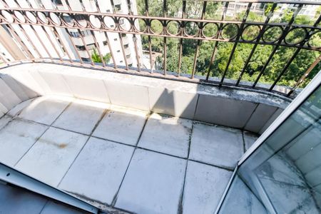 Apartamento para alugar com 570m², 5 quartos e 4 vagas Apartamento para alugar com 570m², 5 quartos e 4 vagasVaranda - Espaço Gourmet