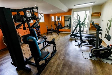 Apartamento para alugar com 570m², 5 quartos e 4 vagas Apartamento para alugar com 570m², 5 quartos e 4 vagasÁrea comum - Academia