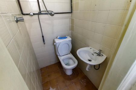 Apartamento para alugar com 570m², 5 quartos e 4 vagas Apartamento para alugar com 570m², 5 quartos e 4 vagasBanheiro de serviço