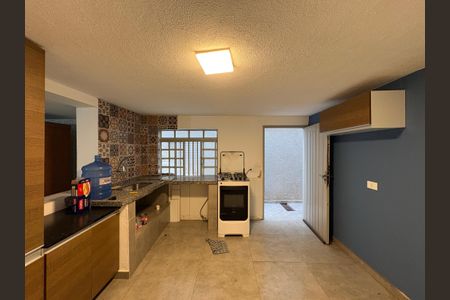 Casa à venda com 130m², 4 quartos e 1 vagaCasa 2 - Cozinha