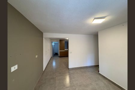 Casa à venda com 130m², 4 quartos e 1 vagaCasa 2 - Sala 