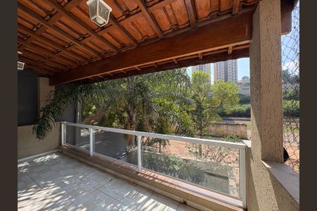Casa à venda com 130m², 4 quartos e 1 vagaCasa 1 - Varanda da Suíte 