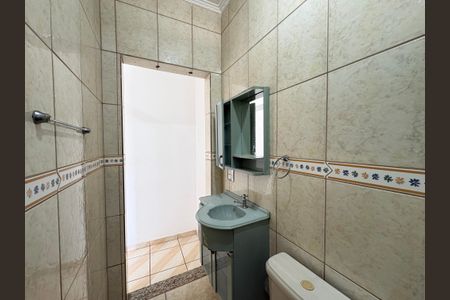 Casa à venda com 130m², 4 quartos e 1 vagaCasa 1 - Banheiro da Suíte 