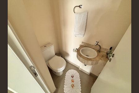 Apartamento à venda com 127m², 3 quartos e 2 vagas Apartamento à venda com 127m², 3 quartos e 2 vagasLavabo
