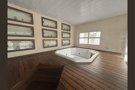 Apartamento à venda com 127m², 3 quartos e 2 vagas Apartamento à venda com 127m², 3 quartos e 2 vagasPiscina Coberta