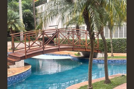 Apartamento à venda com 127m², 3 quartos e 2 vagas Apartamento à venda com 127m², 3 quartos e 2 vagasÁrea comum - Piscina