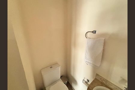 Apartamento à venda com 127m², 3 quartos e 2 vagas Apartamento à venda com 127m², 3 quartos e 2 vagasLavabo