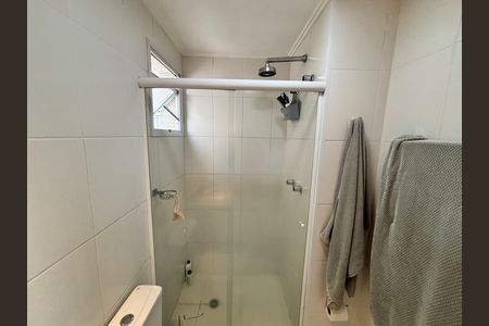 Apartamento à venda com 127m², 3 quartos e 2 vagas Apartamento à venda com 127m², 3 quartos e 2 vagasBanheiro da Suíte 1