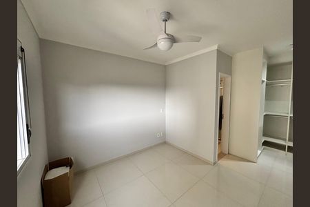 Apartamento à venda com 127m², 3 quartos e 2 vagas Apartamento à venda com 127m², 3 quartos e 2 vagasSuíte