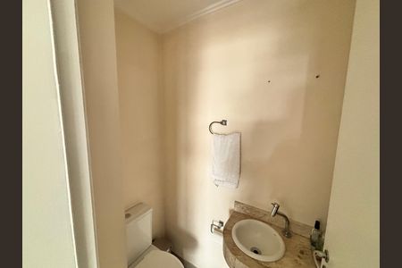 Apartamento à venda com 127m², 3 quartos e 2 vagas Apartamento à venda com 127m², 3 quartos e 2 vagasLavabo