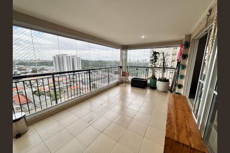 Apartamento à venda com 127m², 3 quartos e 2 vagas Apartamento à venda com 127m², 3 quartos e 2 vagasSacada
