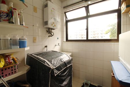 Apartamento à venda com 121m², 3 quartos e 2 vagasÁrea de Serviço