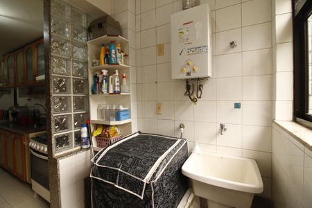 Apartamento à venda com 121m², 3 quartos e 2 vagasÁrea de Serviço