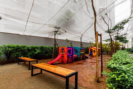 Apartamento para alugar com 41m², 2 quartos e sem vaga Apartamento para alugar com 41m², 2 quartos e sem vagaÁrea comum - Playground