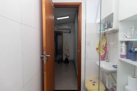 Casa de condomínio à venda com 90m², 3 quartos e 2 vagas Casa de condomínio à venda com 90m², 3 quartos e 2 vagasBanheiro 2