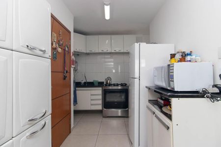 Casa de condomínio à venda com 90m², 3 quartos e 2 vagas Casa de condomínio à venda com 90m², 3 quartos e 2 vagasCozinha e Área de Serviço