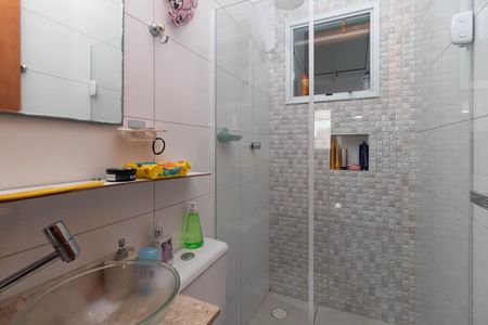 Banheiro de casa de condomínio à venda com 3 quartos, 90m² em Vila Dom Pedro Ii, São Paulo