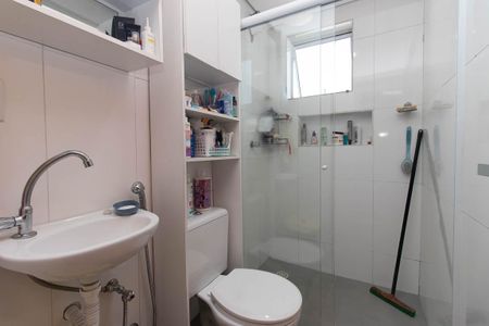 Casa de condomínio à venda com 90m², 3 quartos e 2 vagas Casa de condomínio à venda com 90m², 3 quartos e 2 vagasBanheiro 2