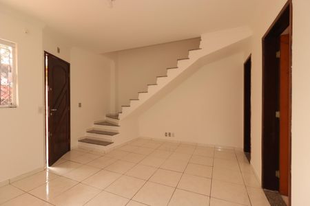 Sala de casa para alugar com 2 quartos, 80m² em Vila Curuçá, Santo André