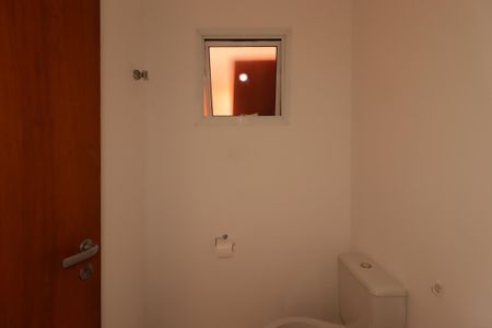 Casa para alugar com 80m², 2 quartos e 2 vagasLavabo