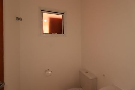 Casa para alugar com 80m², 2 quartos e 2 vagasLavabo