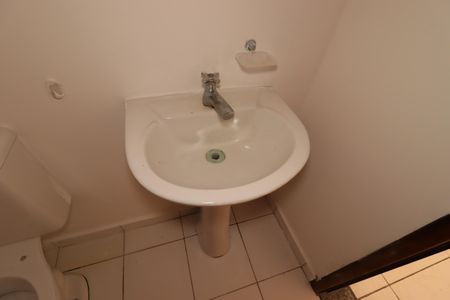 Casa para alugar com 80m², 2 quartos e 2 vagasLavabo - Pia