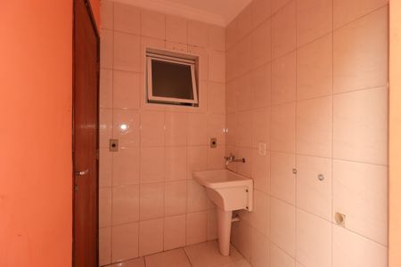 Casa para alugar com 80m², 2 quartos e 2 vagasÁrea de Serviço