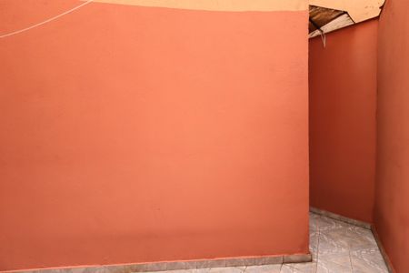 Casa para alugar com 80m², 2 quartos e 2 vagasQuintal