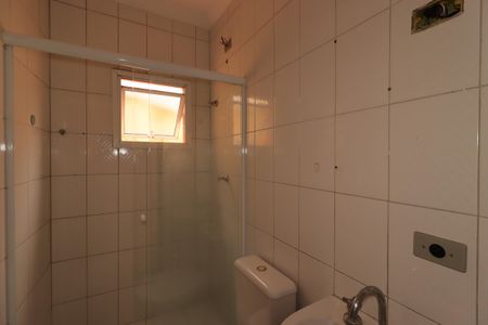 Casa para alugar com 80m², 2 quartos e 2 vagasBanheiro da Suíte 1