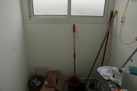 Apartamento para alugar com 58m², 2 quartos e 1 vagaÁrea de Serviço