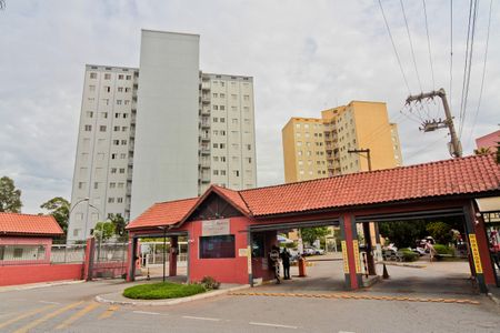 Apartamento à venda com 64m², 2 quartos e 1 vaga Apartamento à venda com 64m², 2 quartos e 1 vagaFachada