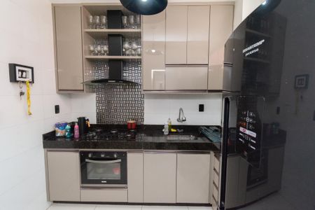 Apartamento à venda com 84m², 3 quartos e 1 vagaCozinha