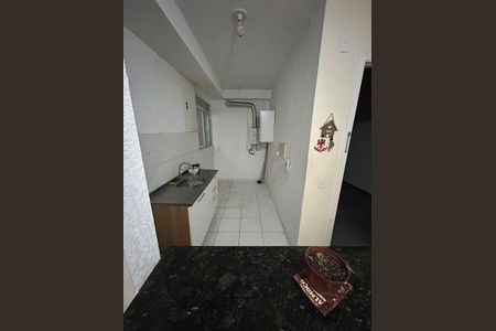 Cozinha de apartamento para alugar com 2 quartos, 48m² em Madureira, Rio de Janeiro