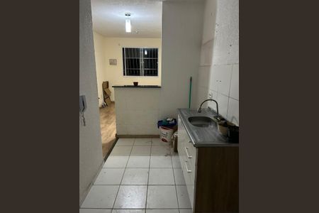Cozinha de apartamento para alugar com 2 quartos, 48m² em Madureira, Rio de Janeiro