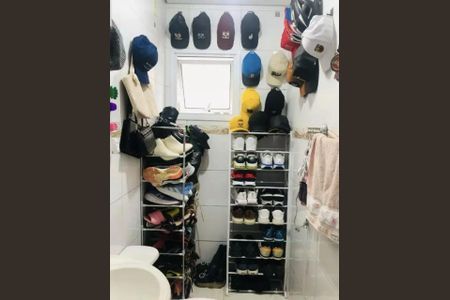 Apartamento à venda com 60m², 2 quartos e 1 vaga Apartamento à venda com 60m², 2 quartos e 1 vagaBanheiro