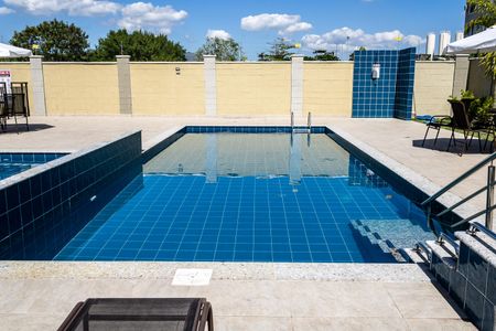 Apartamento para alugar com 40m², 2 quartos e 1 vaga Apartamento para alugar com 40m², 2 quartos e 1 vagaÁrea comum - Piscina