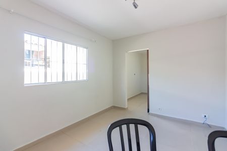 Casa para alugar com 110m², 3 quartos e 2 vagas Casa para alugar com 110m², 3 quartos e 2 vagasSala de Estar