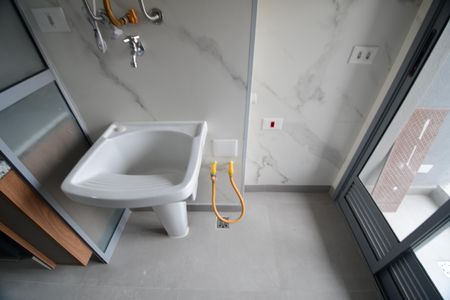 Apartamento para alugar com 57m², 2 quartos e 1 vagaÁrea de Serviço