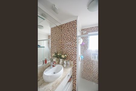 Apartamento à venda com 106m², 3 quartos e 2 vagasBanheiro da Suíte